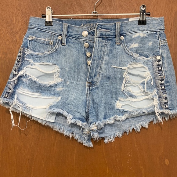 American Eagle Outfitters Pants - American Eagle Festival shorts